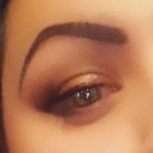 Meet your Posher, Annette